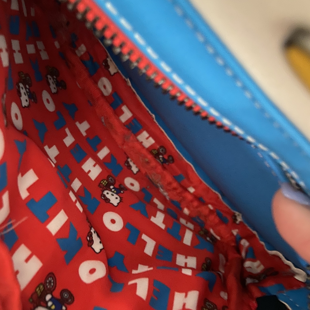 Hello Kitty Loungefly Backpack - Picture 3 of 6